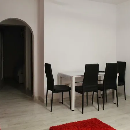 1st Floor Magheru * Bucharest